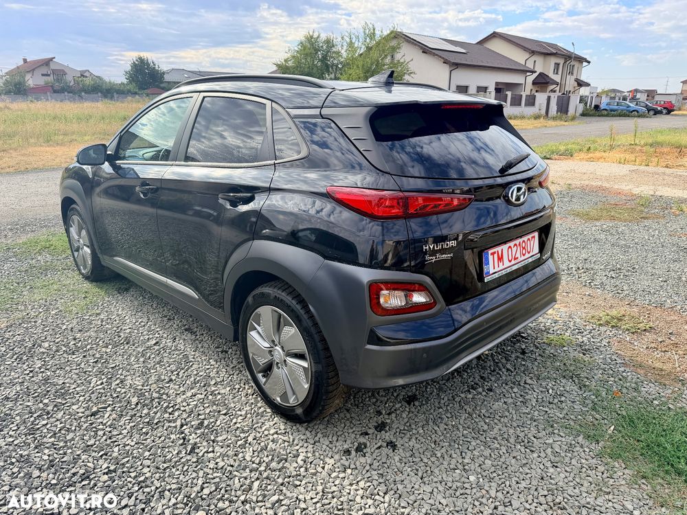 Hyundai KONA Premium - 3