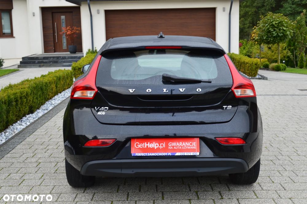 Volvo V40 - 10