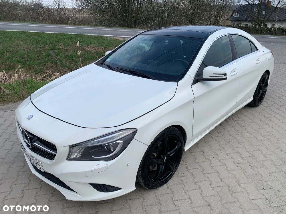 Mercedes-Benz CLA 200 Urban - 4