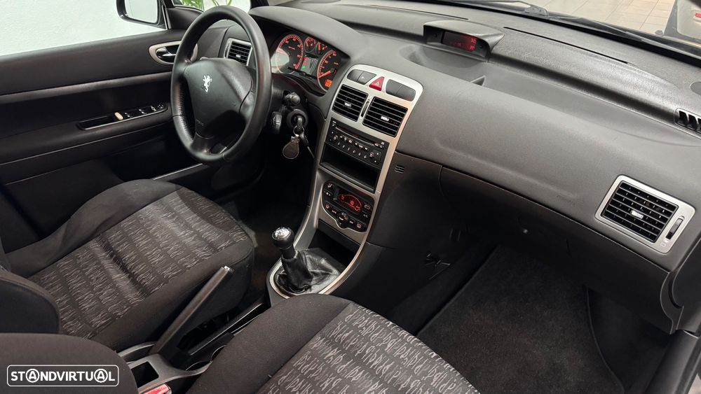 Peugeot 307 1.6 HDi XS Premium - 28