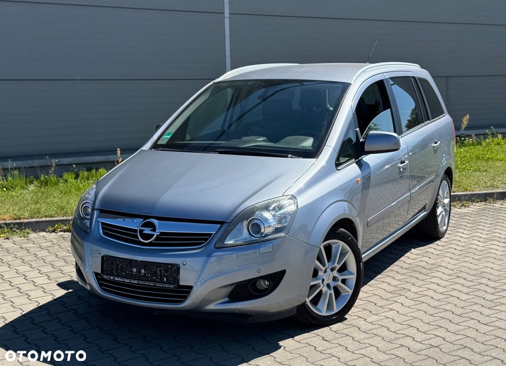 Opel Zafira 1.8 Design Edition - 1