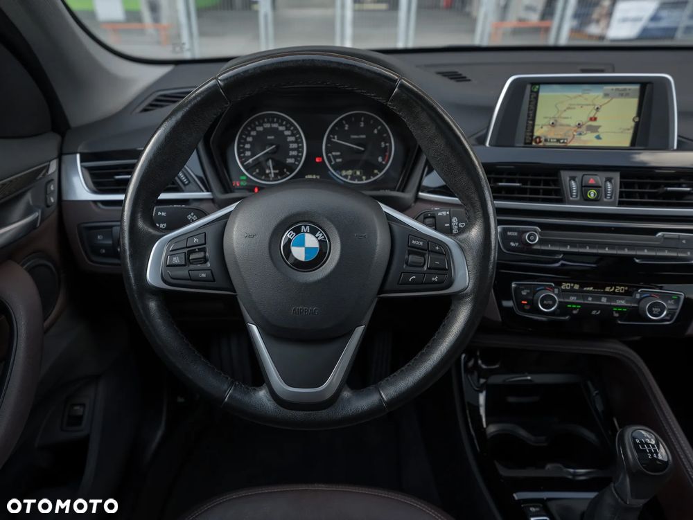 BMW X1 xDrive20d xLine - 23