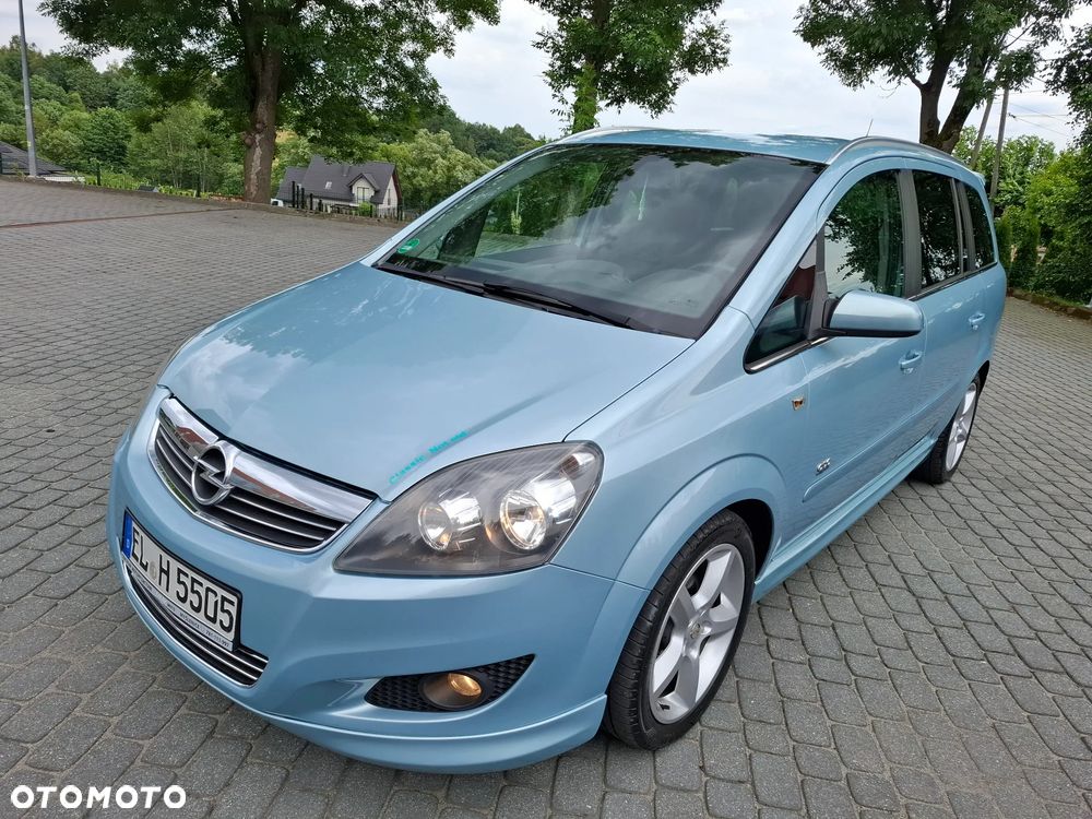 Opel Zafira 1.8 Sport - 11