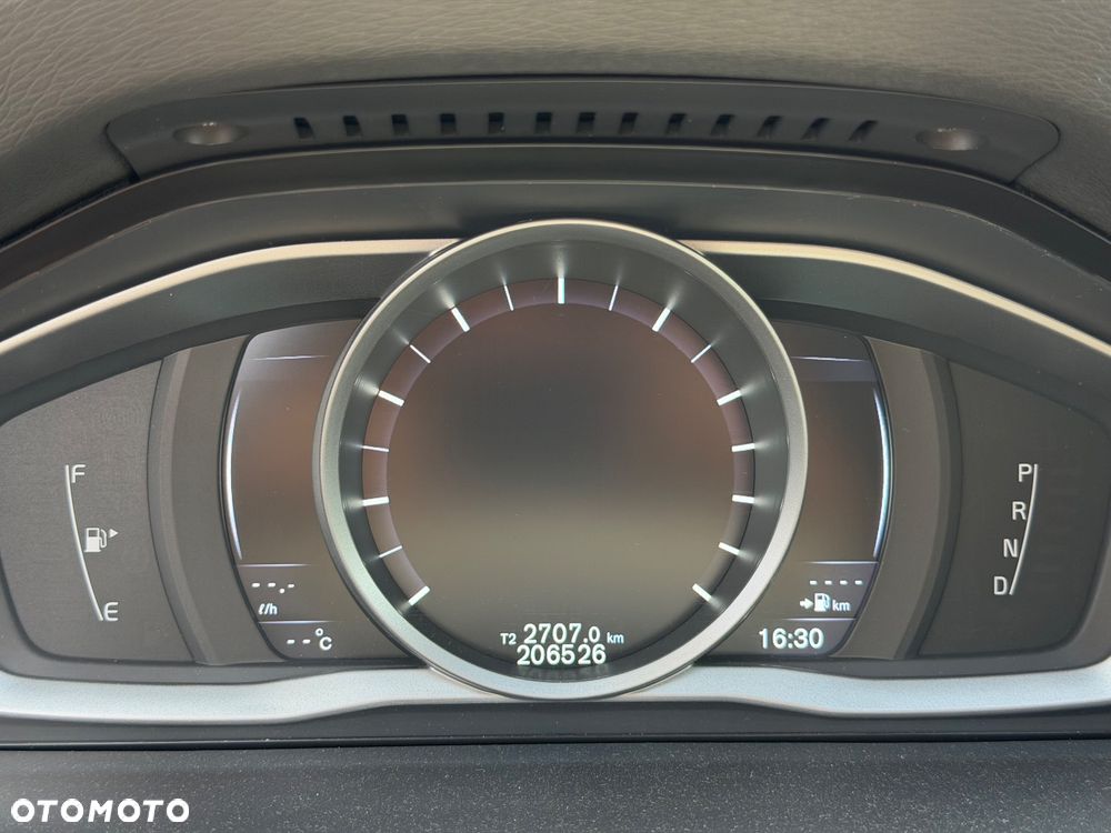 Volvo V60 T3 Geartronic Momentum - 31