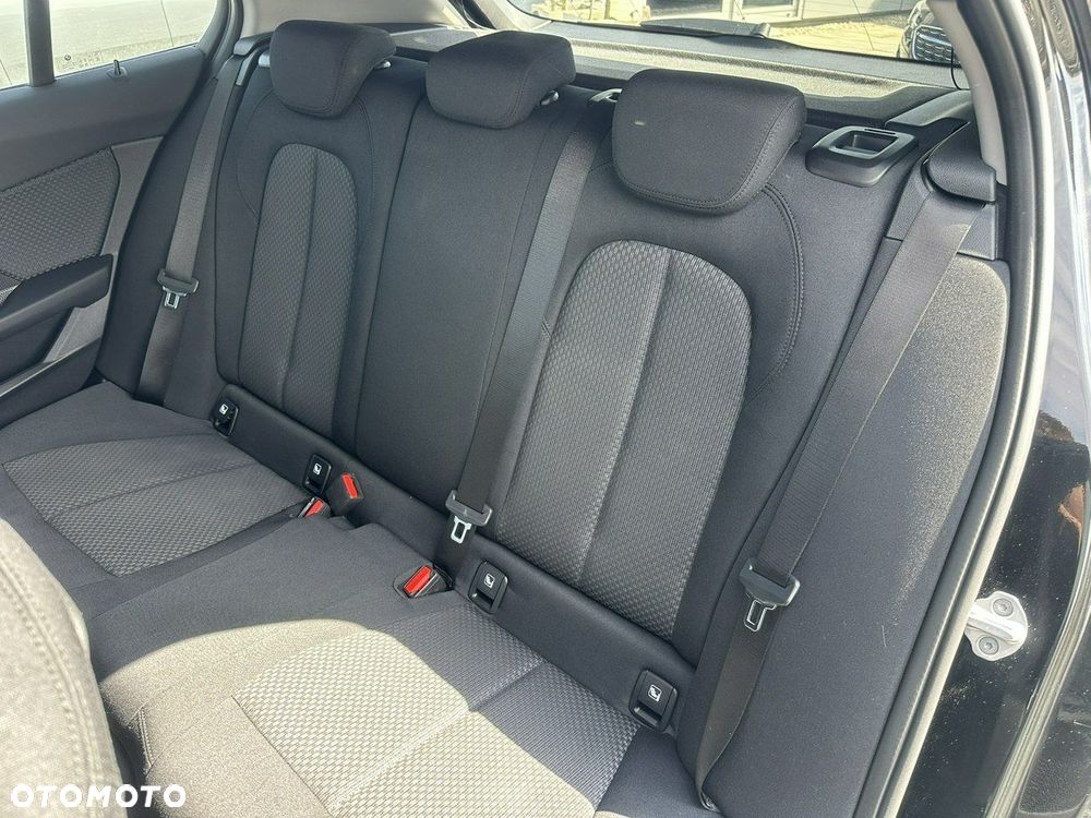 BMW Seria 1 118i Advantage - 25