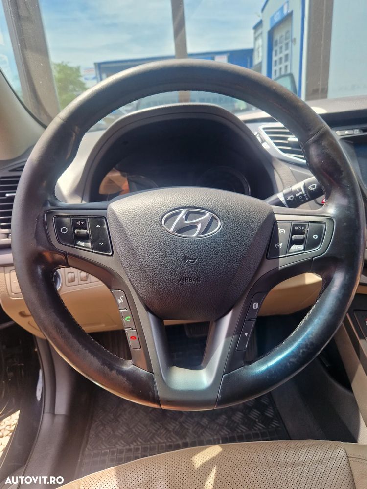 Hyundai i40 1.7 CRDI CW 7DCT Supreme+ - 12