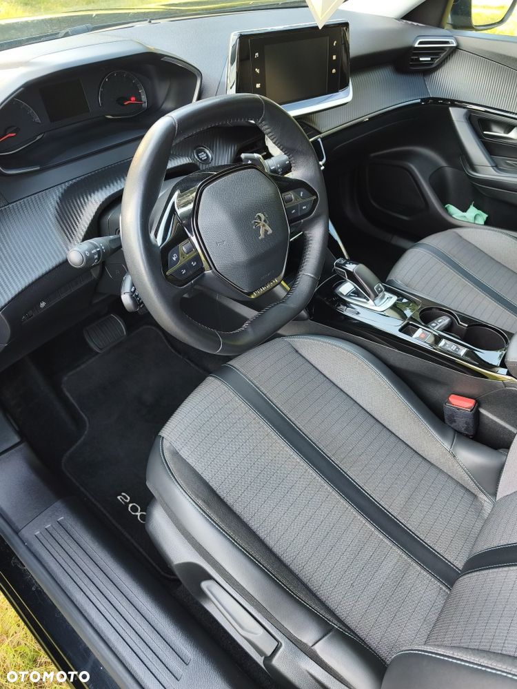 Peugeot 2008 - 5