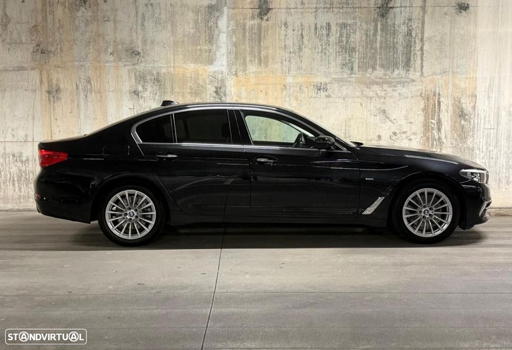BMW 520 d Line Luxury Auto - 3