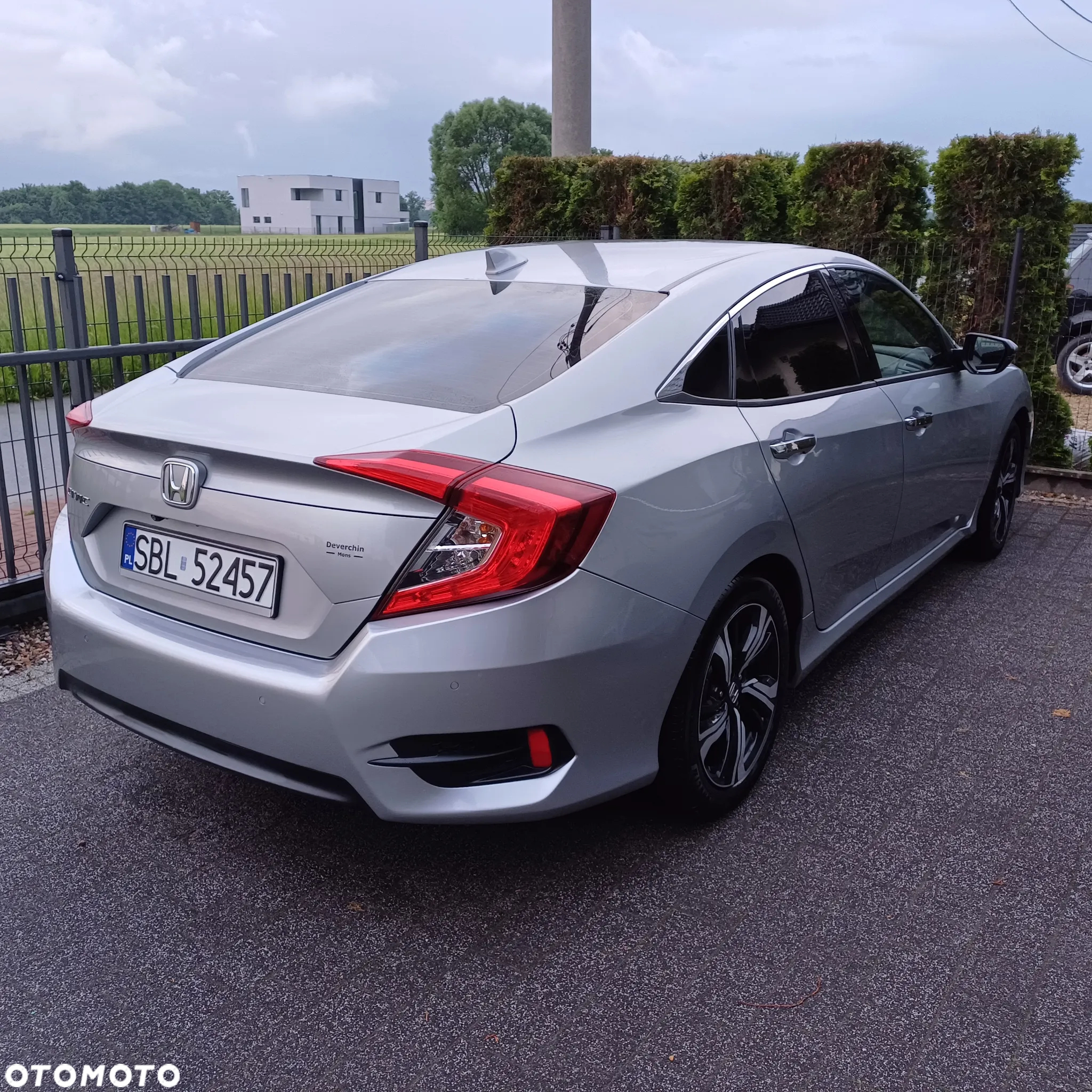 Honda Civic 1.5 i-VTEC Turbo Executive - 3