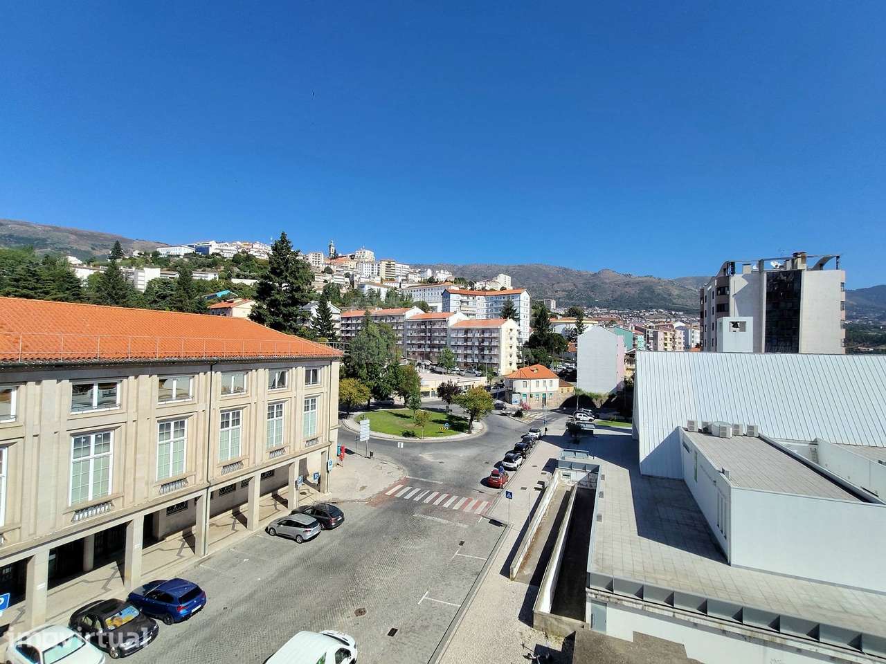 Quartos p/ Estudantes -  Despesas incluídas - Zona Baixa da Covilhã - Grande imagem: 4/17