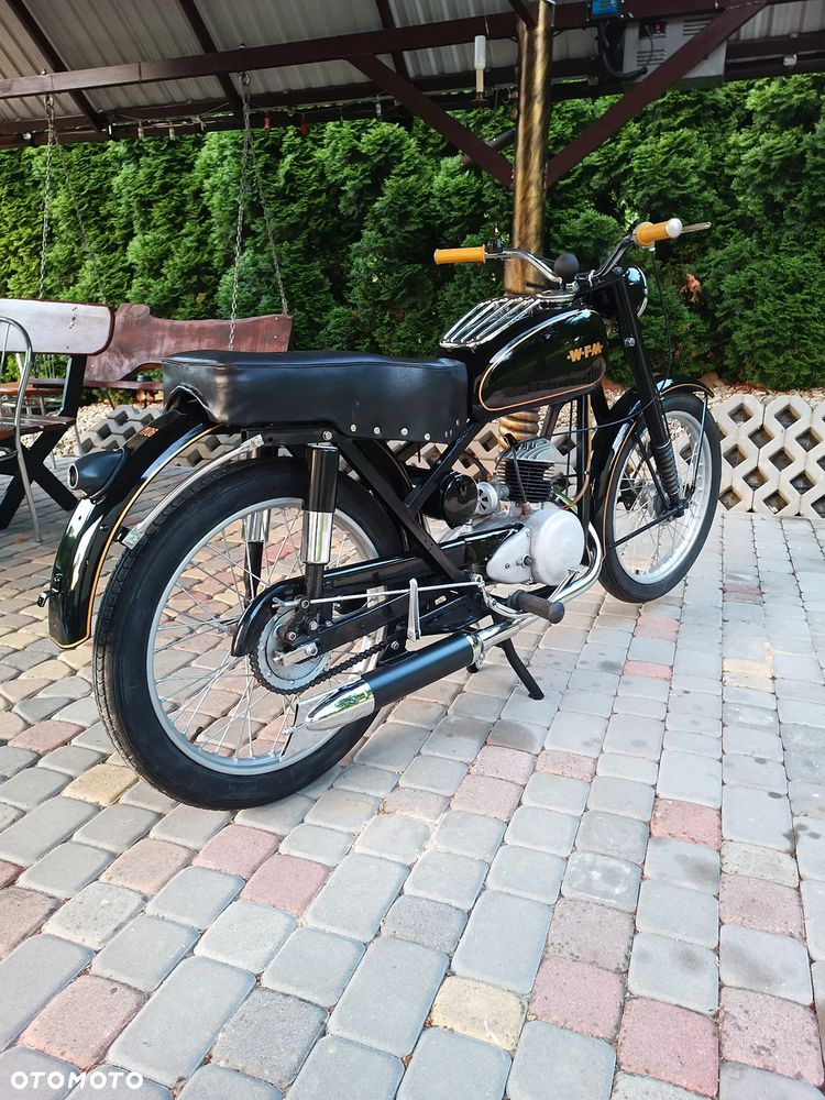 WFM M - 9
