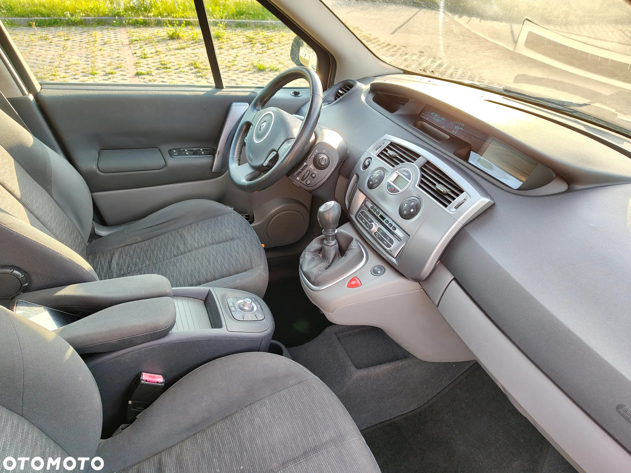 Renault Scenic 2.0 dCi Expression - 20