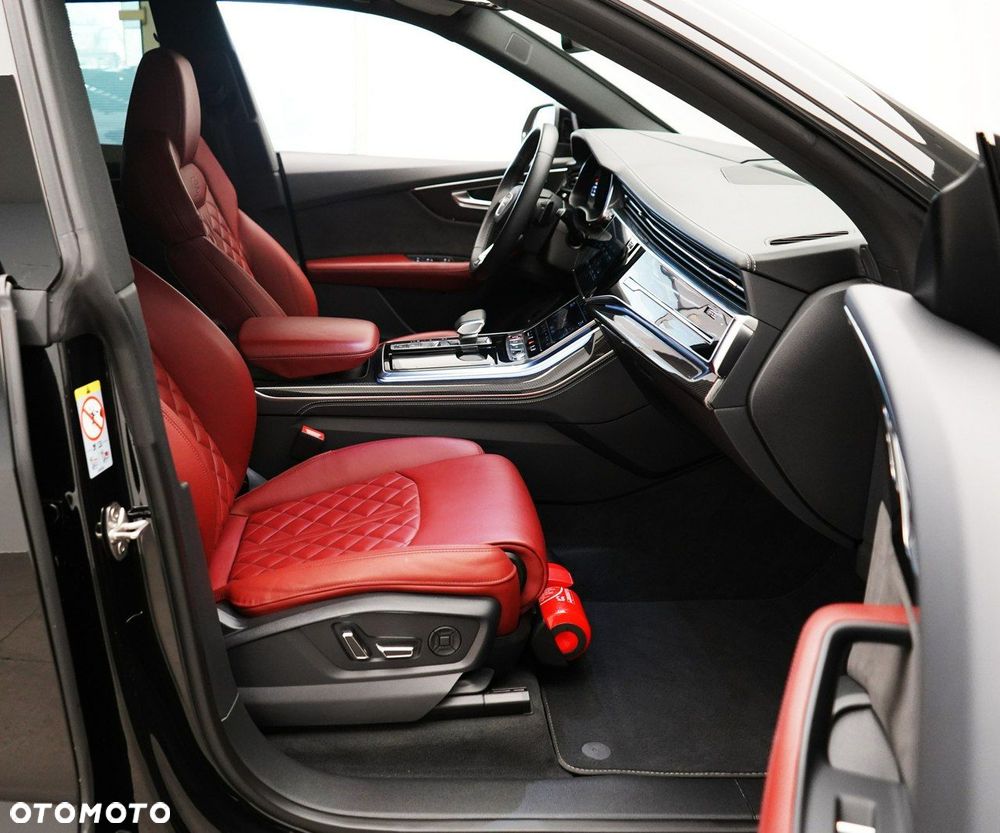 Audi SQ8 - 17