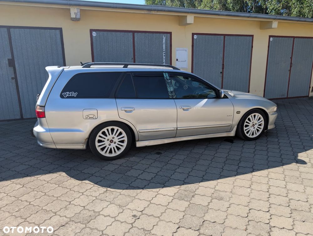 Mitsubishi Galant 2.0 Elegance - 1