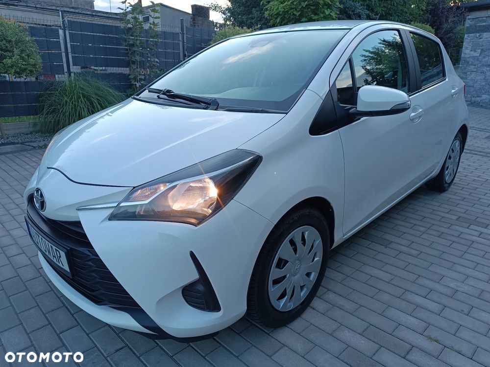 Toyota Yaris 1.0 Life EU6 - 7