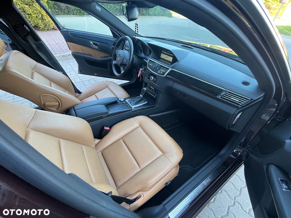 Mercedes-Benz Klasa E 220 CDI Automatik Avantgarde - 12