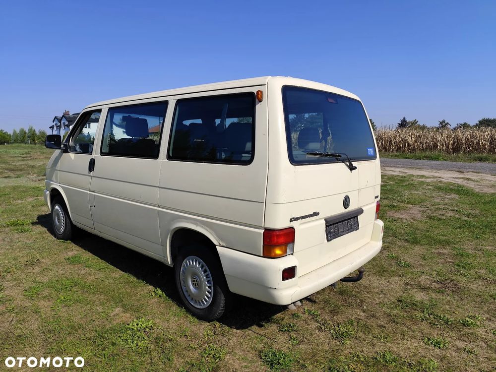 Volkswagen Transporter - 4