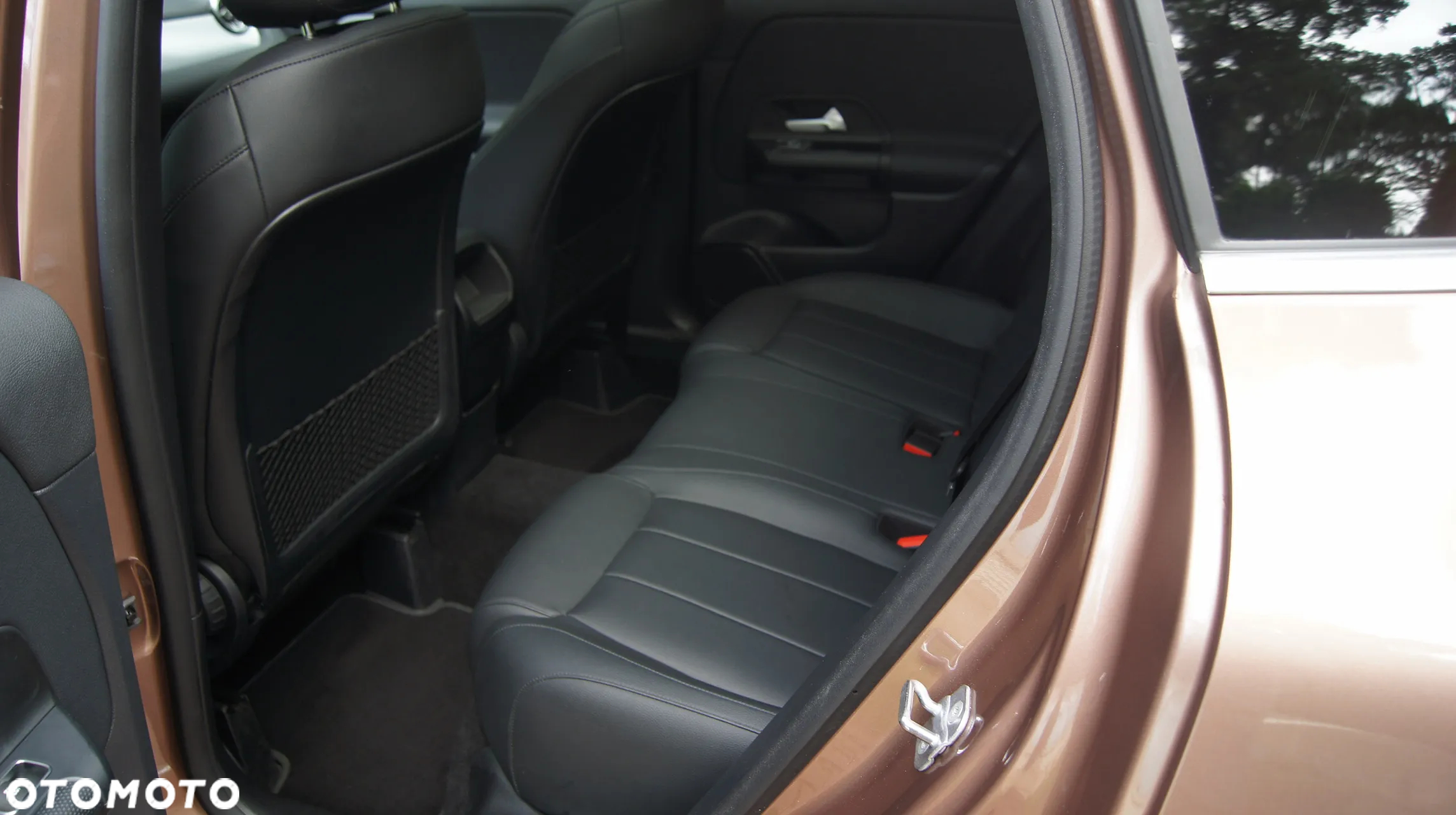 Mercedes-Benz GLA 200 4-Matic AMG Line - 12