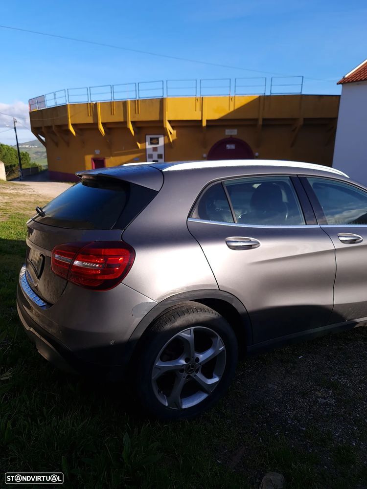 Mercedes-Benz GLA 180 d Urban Aut. - 3