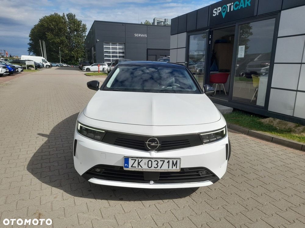 Opel Astra 1.2 T Elegance S&S - 10