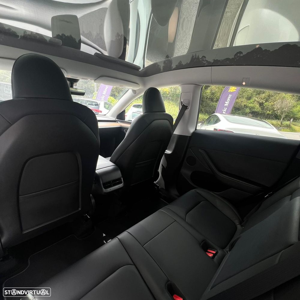 Tesla Model Y Long Range Dual Motor AWD - 23