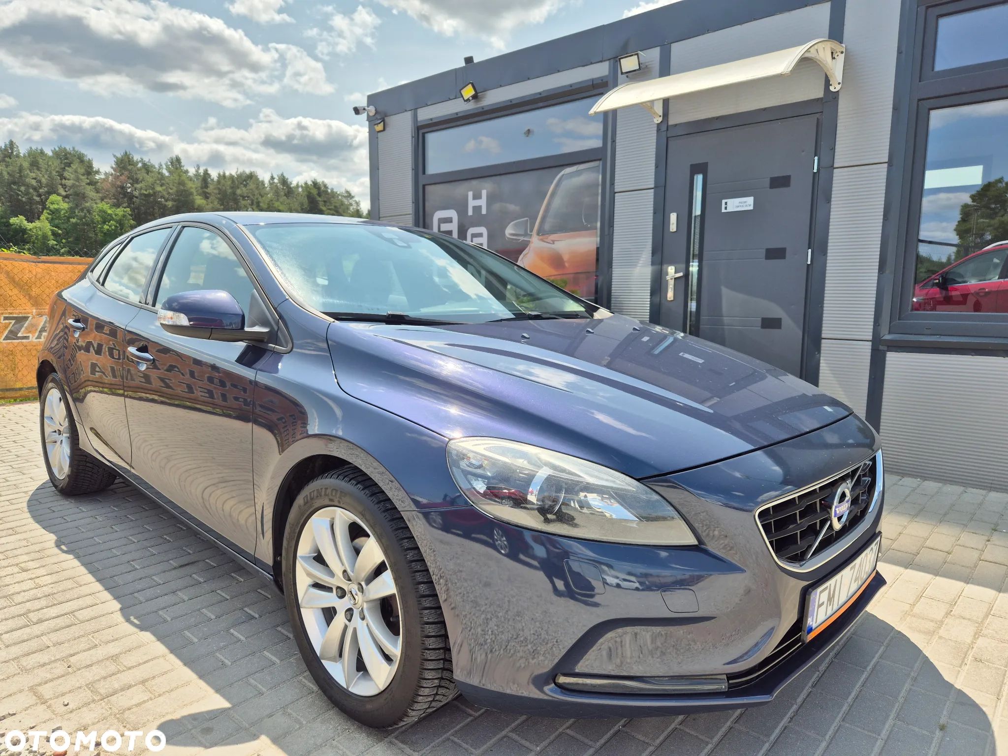 Volvo V40 D2 Momentum - 1