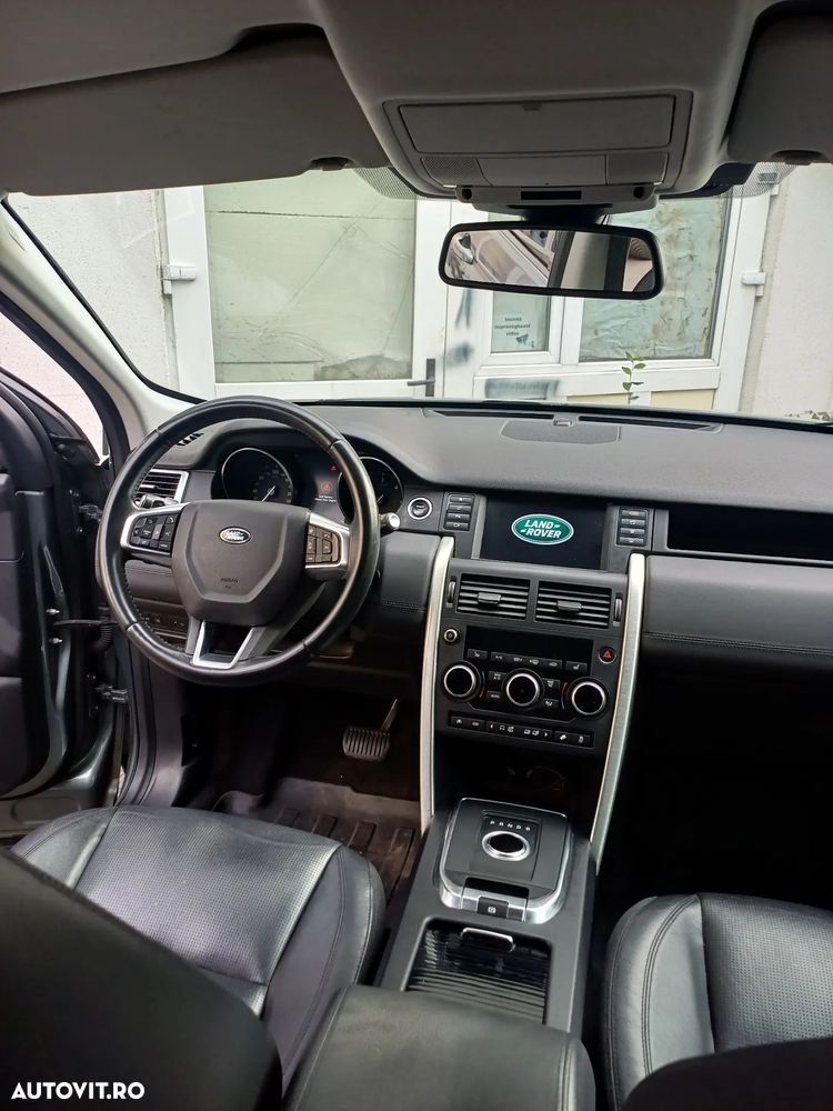 Land Rover Discovery Sport - 16