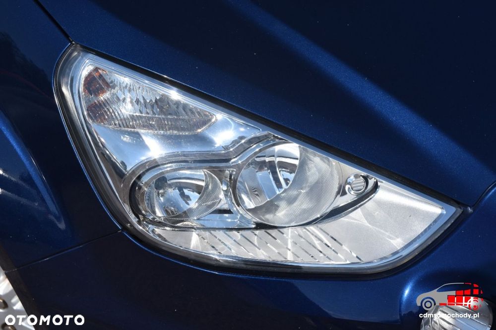 Ford S-Max - 13