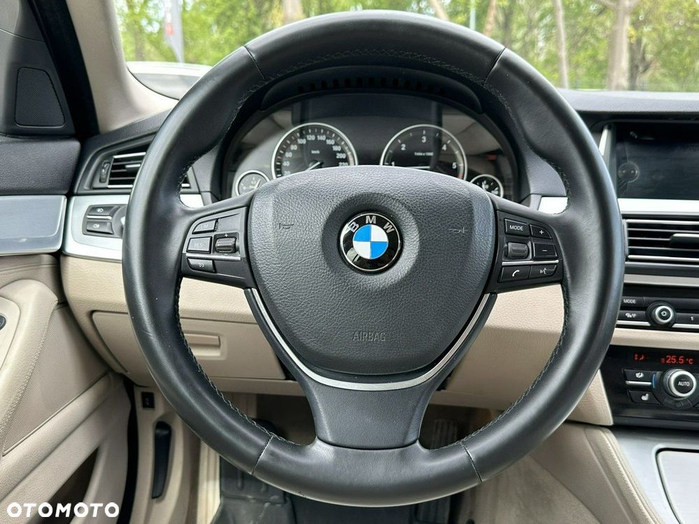BMW Seria 5 - 25