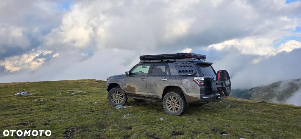 Toyota 4-Runner - 17