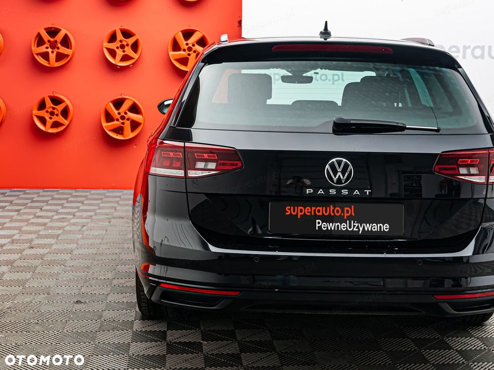 Volkswagen Passat - 27