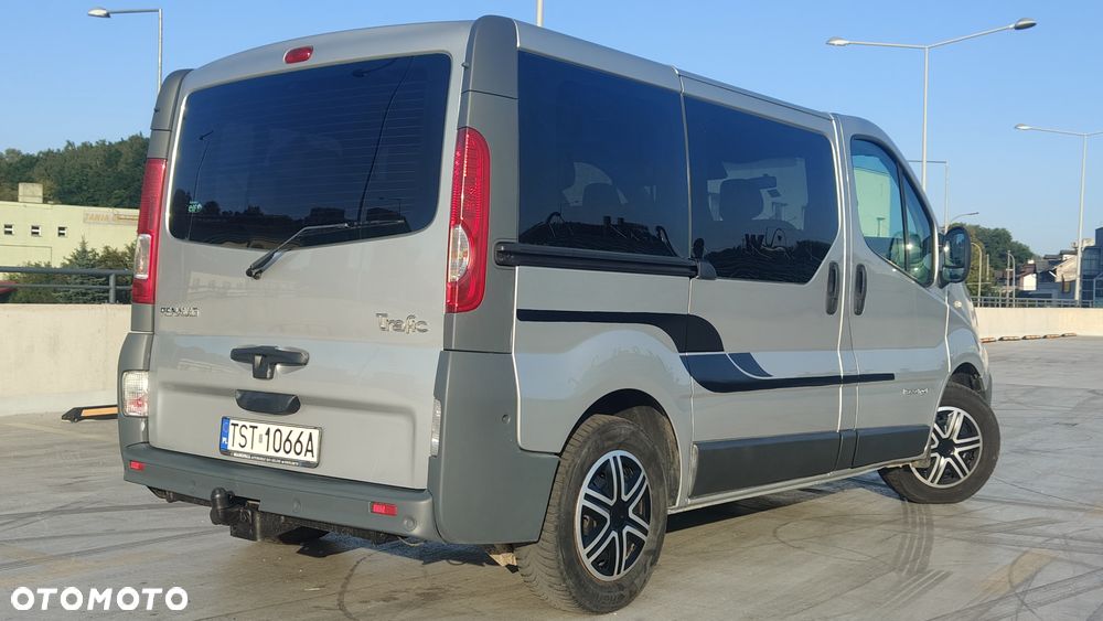 Renault Trafic 2.5 dCi 150 FAP Passenger L1H1 Quickshift Privilège - 29