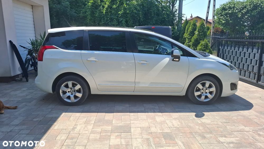 Peugeot 5008 1.6 HDi Access 7os - 2
