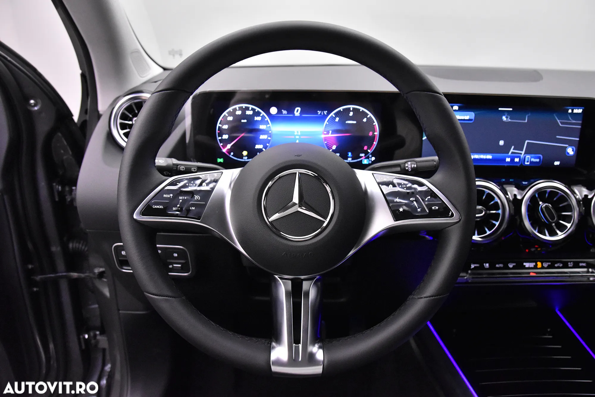 Mercedes-Benz GLA 200 d 4MATIC Aut. - 16