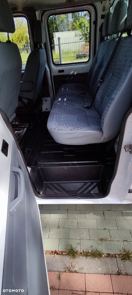Ford Transit - 18