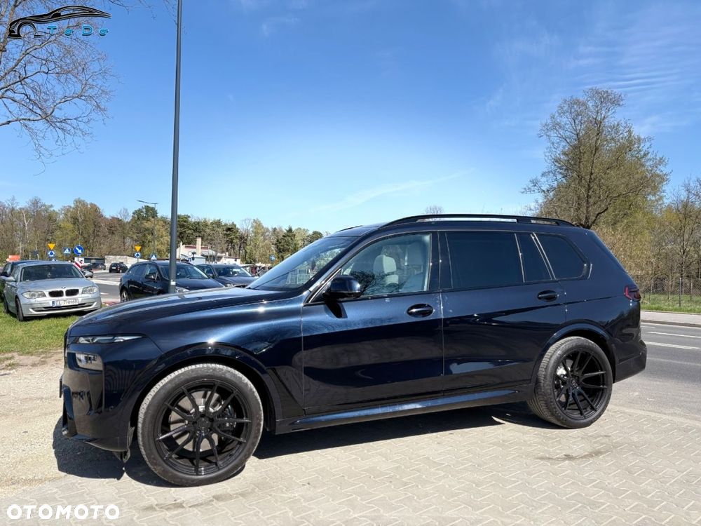 BMW X7 xDrive40i mHEV Individual Edition sport - 12