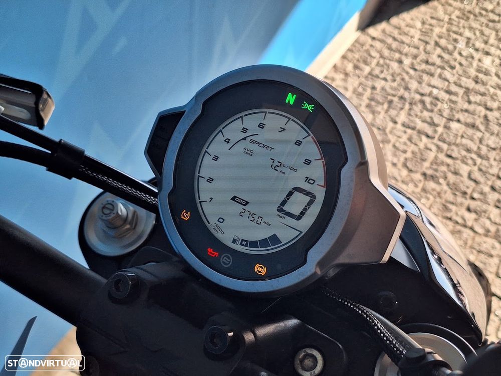 CF Moto 700CL-X Heritage - 9