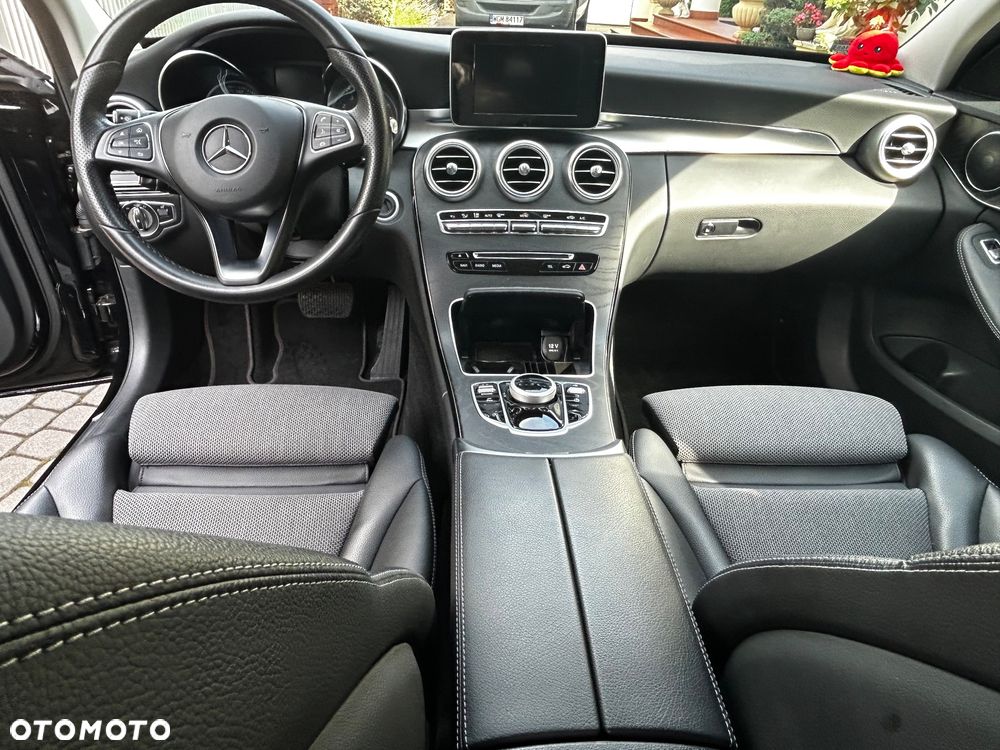 Mercedes-Benz Klasa C 160 9G-TRONIC - 16