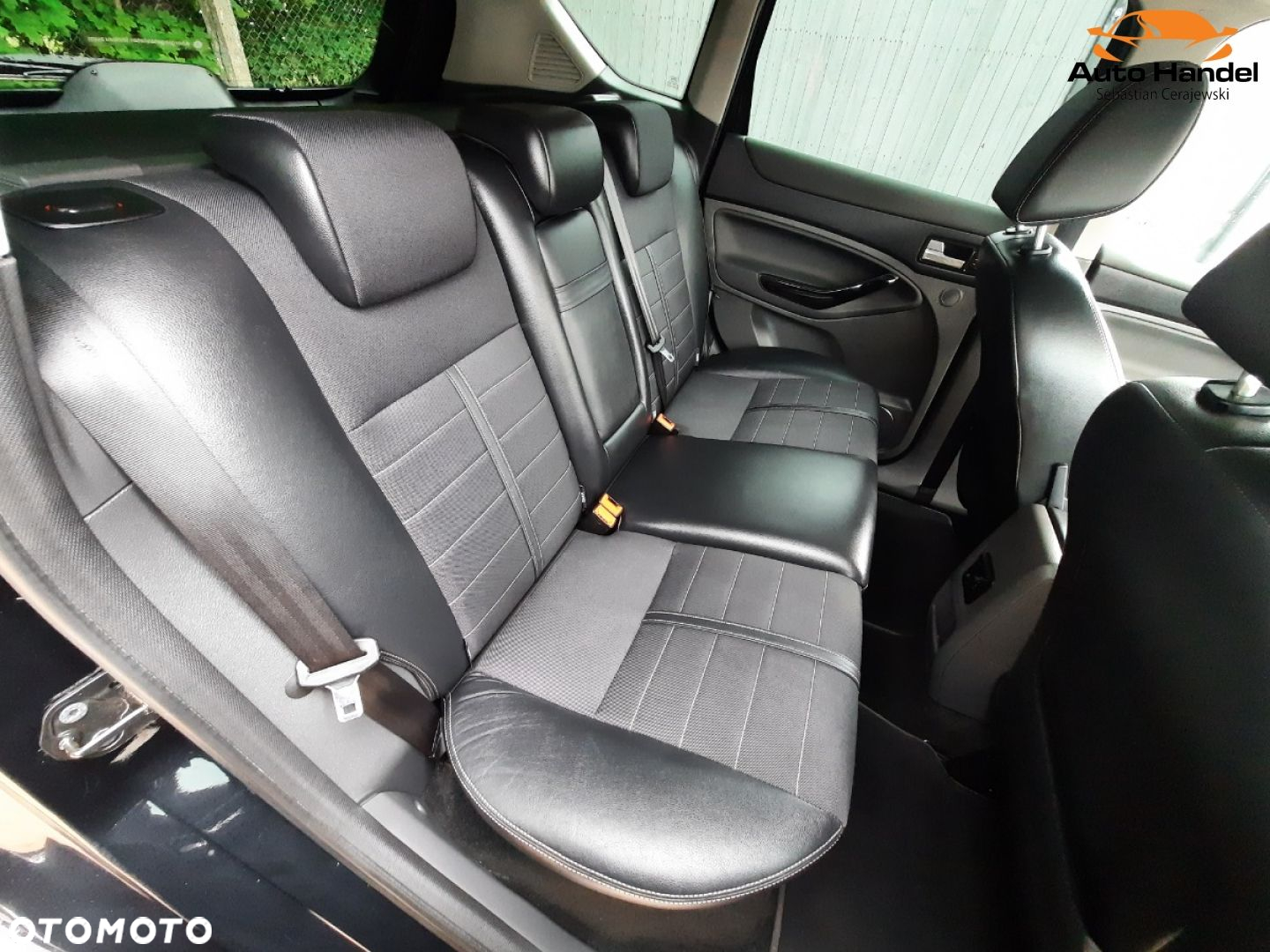 Ford Kuga 2.0 TDCi 4x4 Titanium - 34