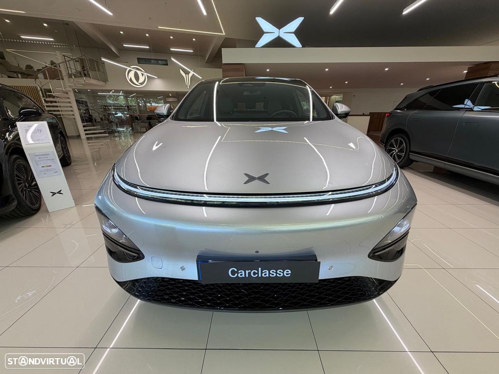 Xpeng G6 68.5 kWh Standard Range - 8