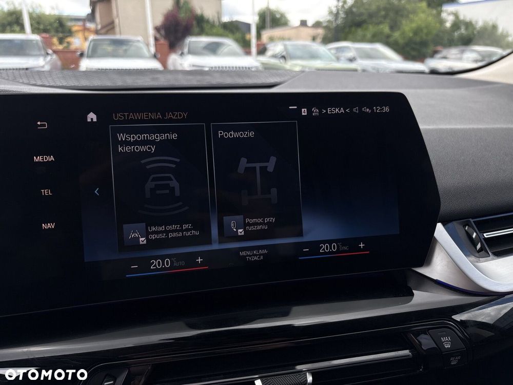 BMW Seria 2 220i mHEV - 29