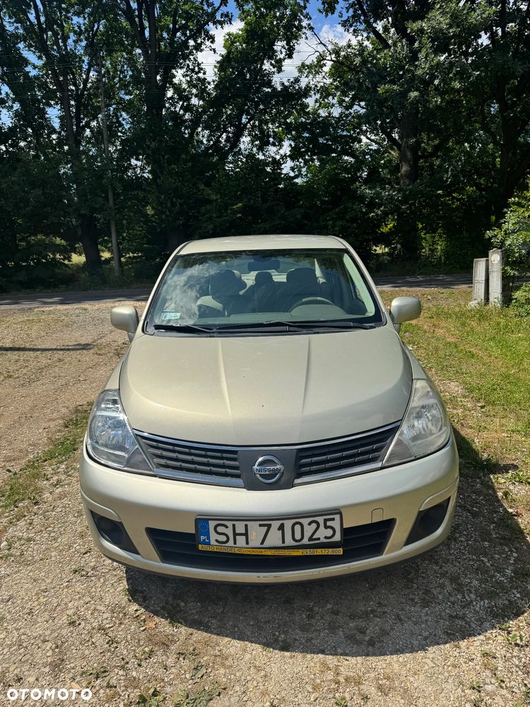 Nissan Tiida - 3