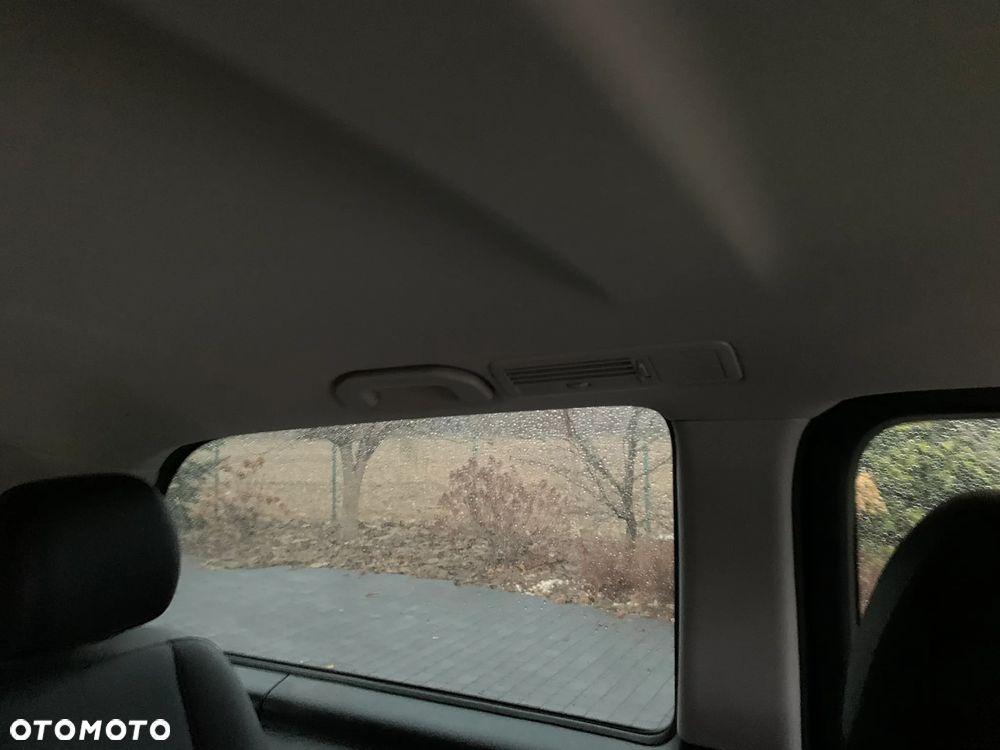 Mercedes-Benz Vito Tourer Lang PRO - 12