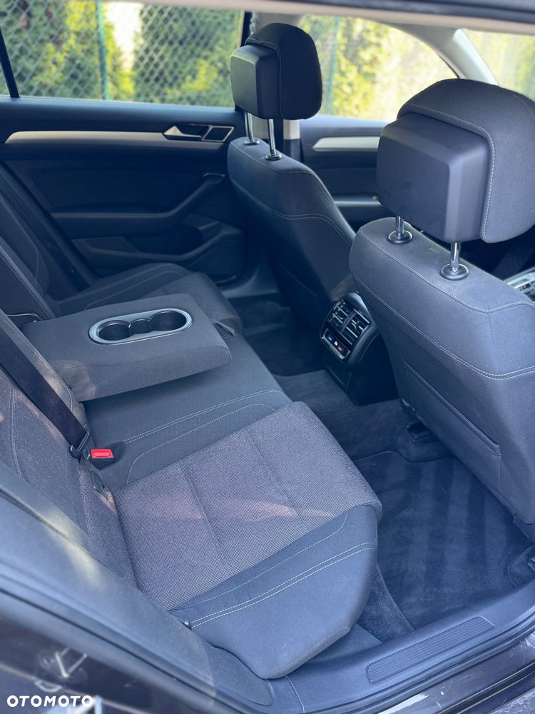 Volkswagen Passat ver-2-0-tdi-bluemotion-technology-dsg-comfortline - 8