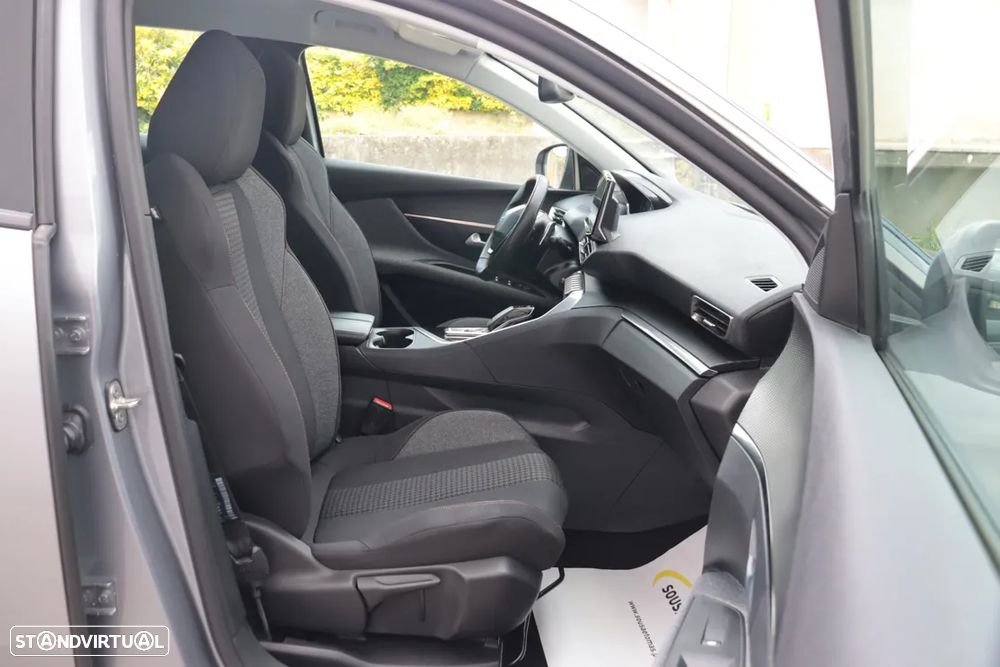 Peugeot 3008 PureTech 130 Stop & Start GPF EAT8 Active Business-Pack - 12