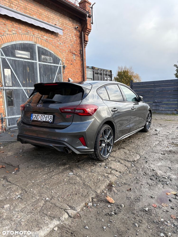 Ford Focus 2025 photo 3