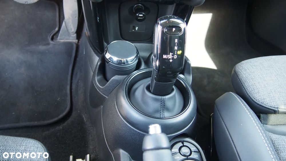 MINI Cooper Classic Trim - 6