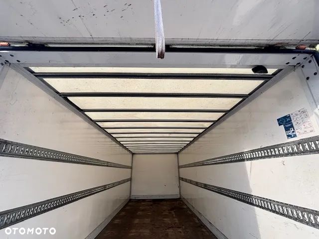 Iveco EUROCARGO 120E25 KONTENER + WINDA - 10