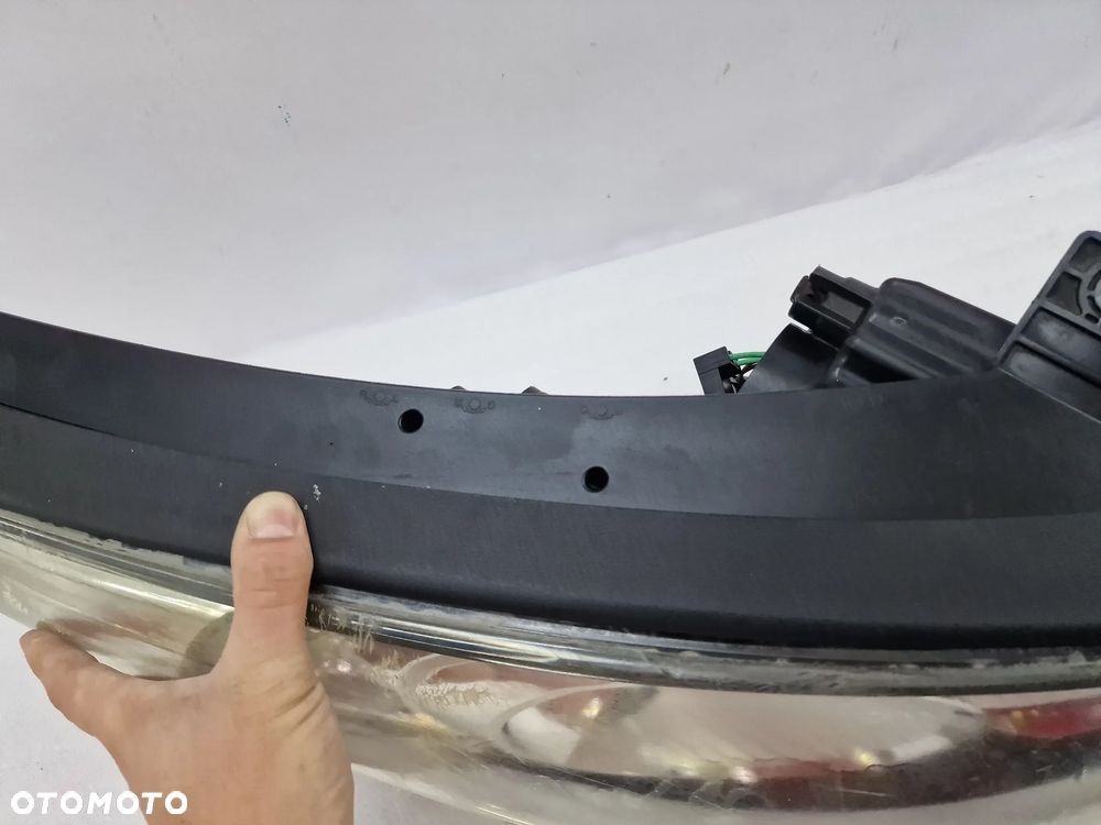 HYUNDAI IX35 09- PRAWA ZWYKŁA LAMPA PRZEDNIA PRZÓD , NR 92102-ZY , NR AUKCJI LA34 - 13