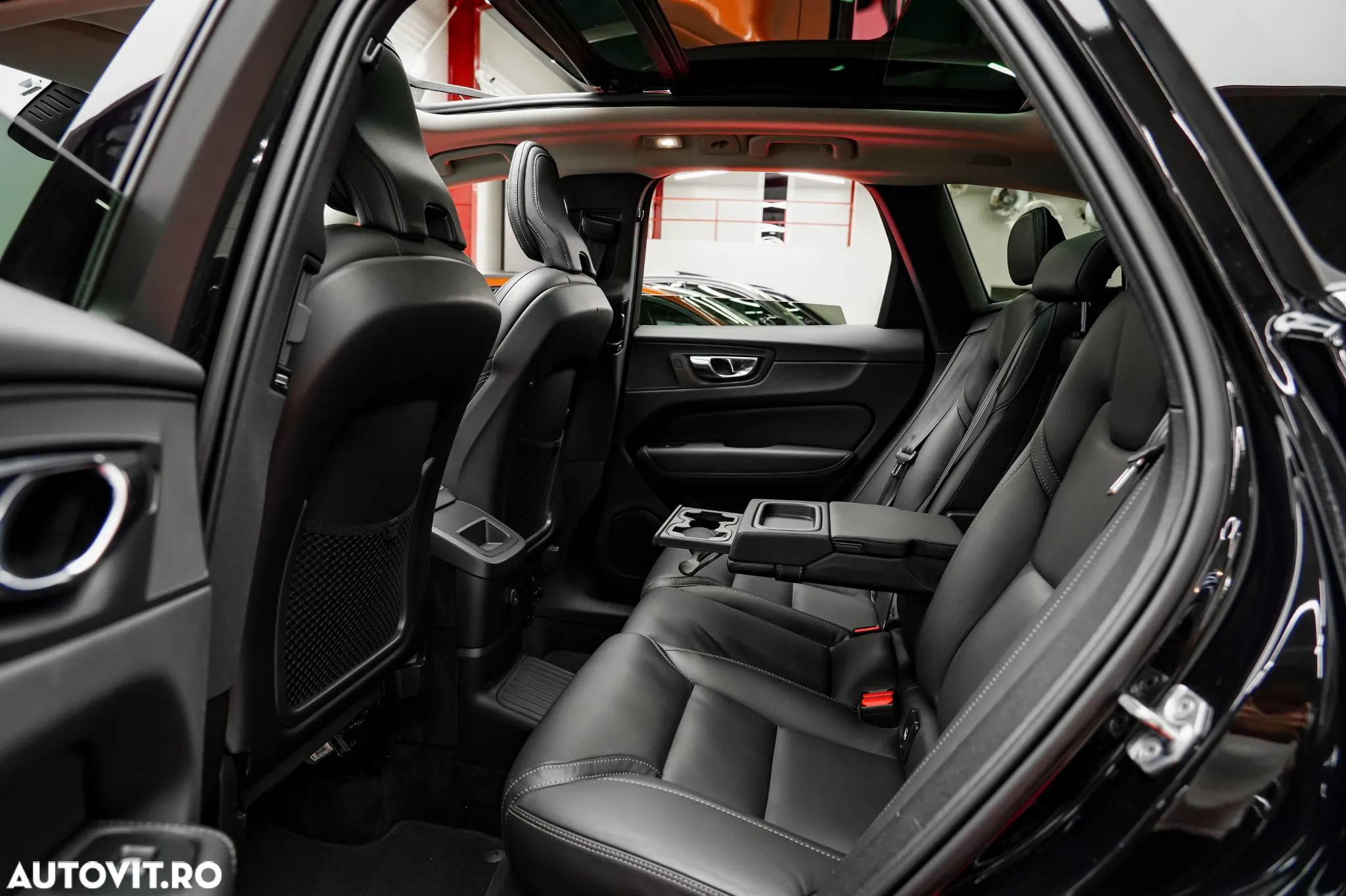 Volvo XC 60 Recharge T6 Twin Engine eAWD Inscription Expression - 6